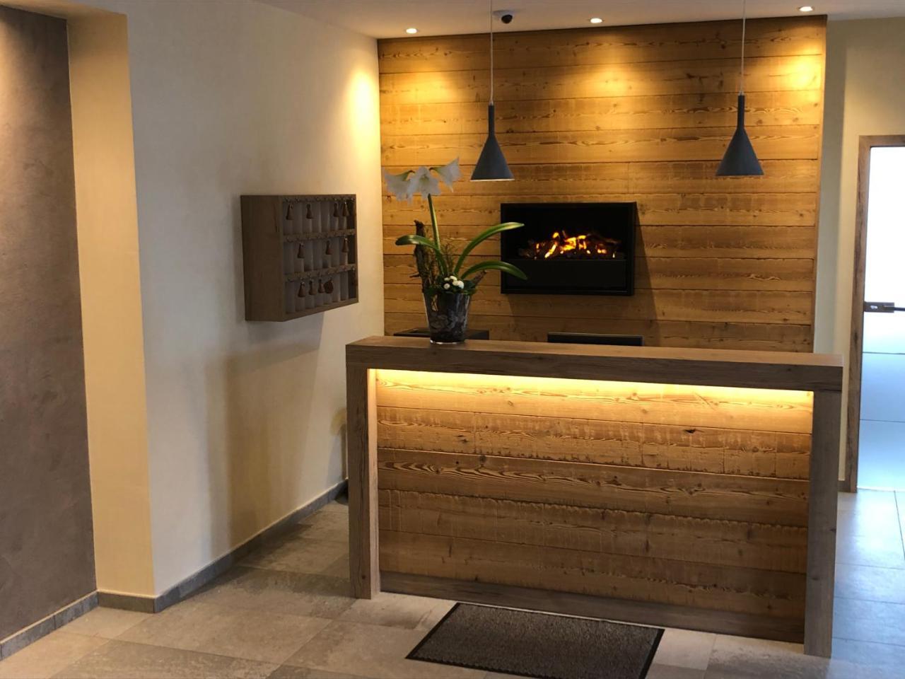 בישופסגרון Gasthof Deutscher Adler Und Hotel Puchtler מראה חיצוני תמונה